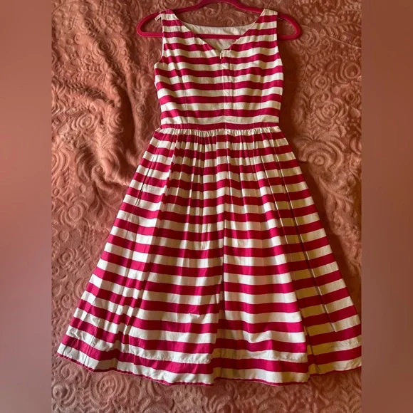 EUC LILLY PULITZER Elegant Pink and White Striped Dress - Picture 2 of 2